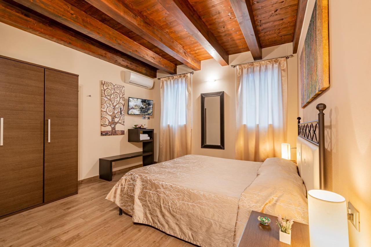Piccola Venezia Room Chioggia Buitenkant foto